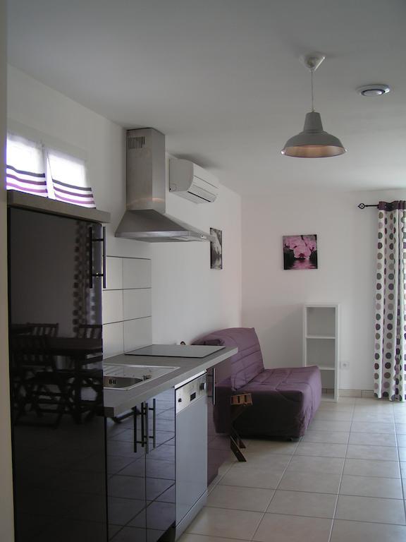 Aux Couleurs D'Ardeche Apartment Vallon-Pont-d'Arc Ruang foto