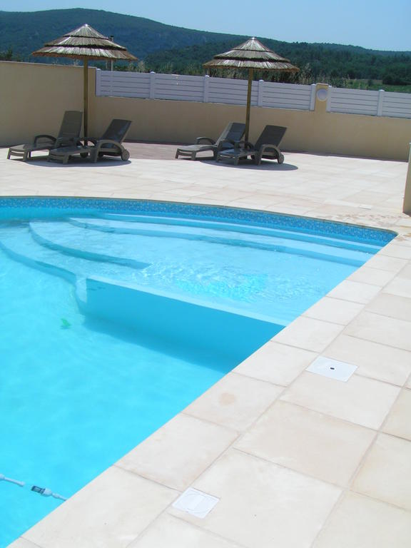 Aux Couleurs D'Ardeche Apartment Vallon-Pont-d'Arc Bagian luar foto